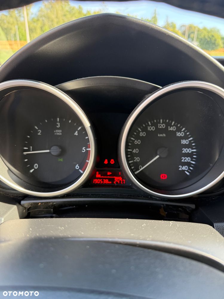 Mazda 5 - 24