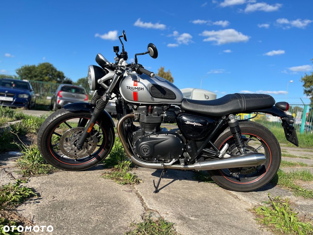Triumph Street Twin - 2