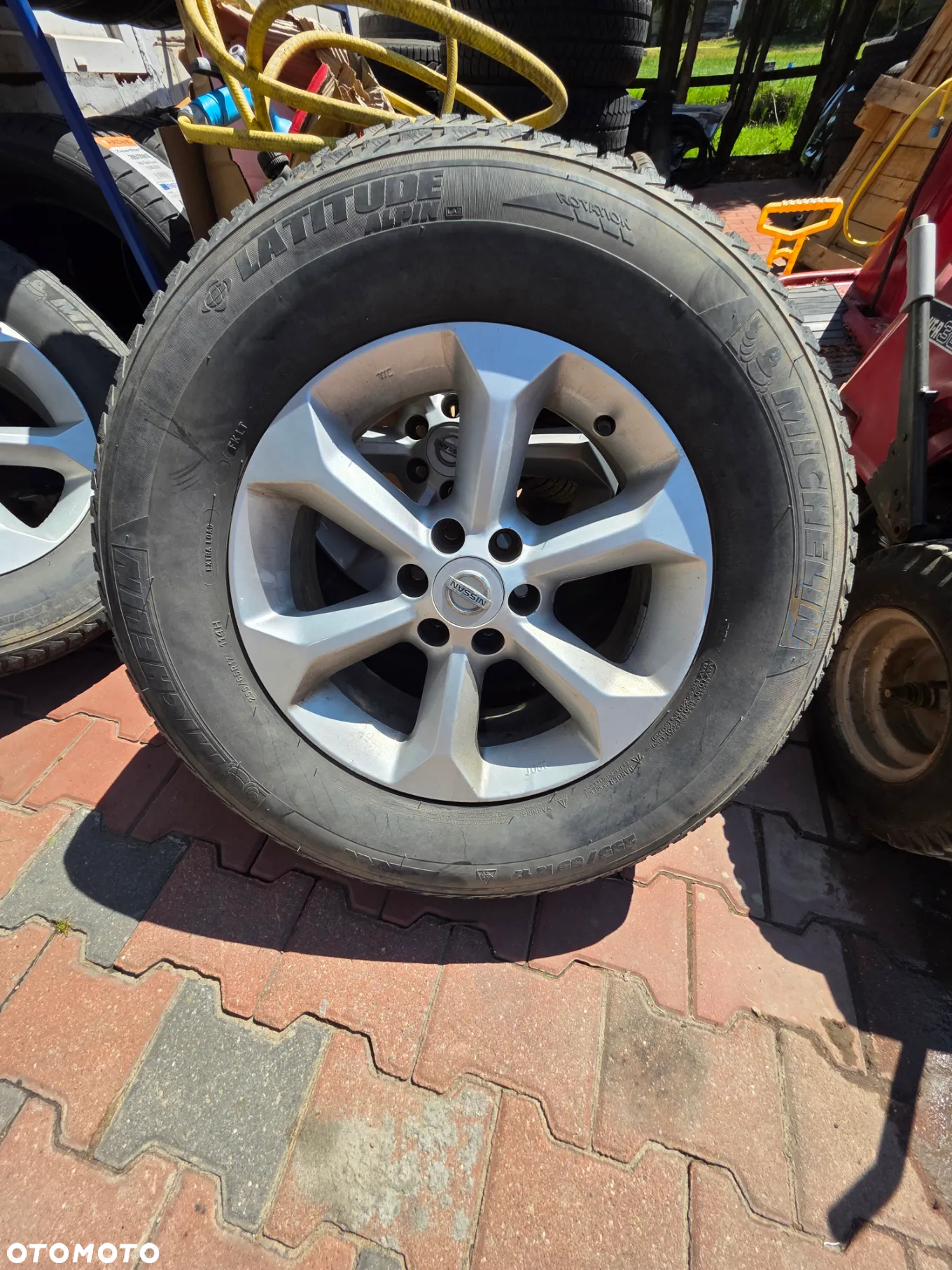 Nissan Navara 2.5 D LE Long EU5 - 36