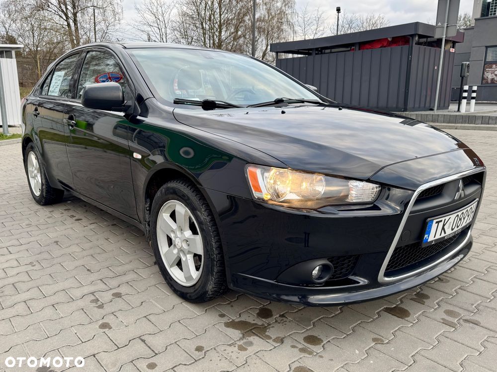 Mitsubishi Lancer 1.8 Invite CVT - 2