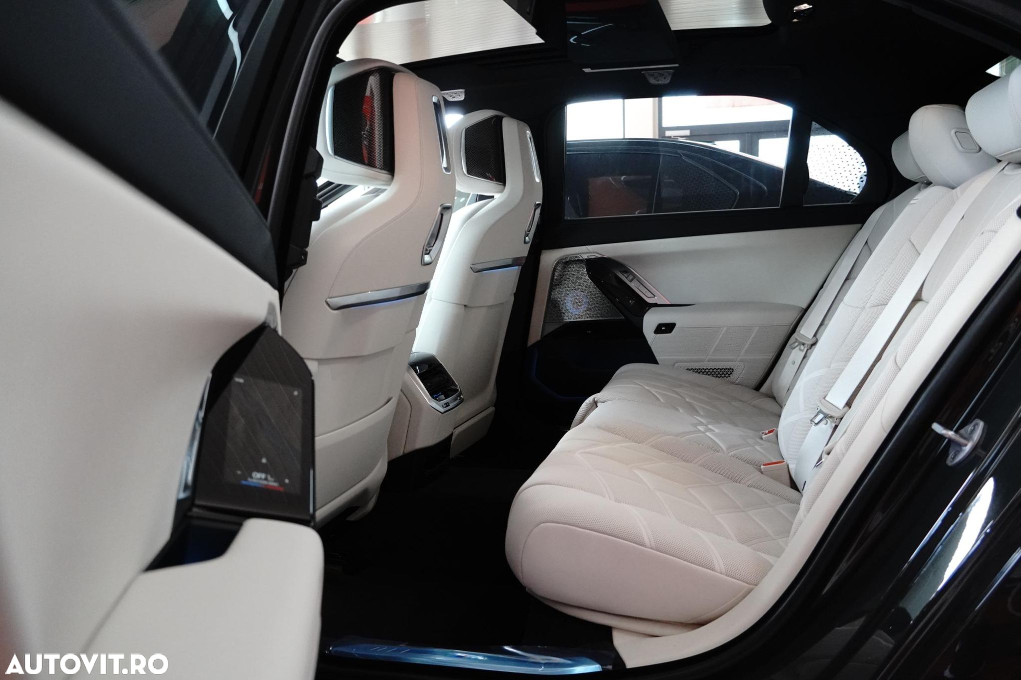 BMW Seria 7 - 25