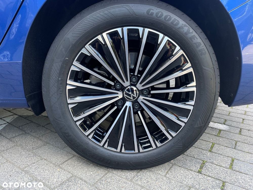 Volkswagen Passat Variant - 32