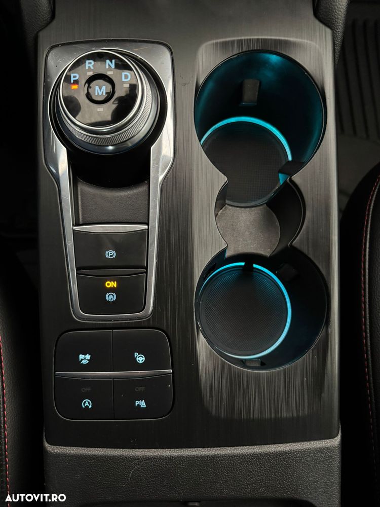 Ford Kuga 2.0 EcoBlue A8 AWD ST Line - 22