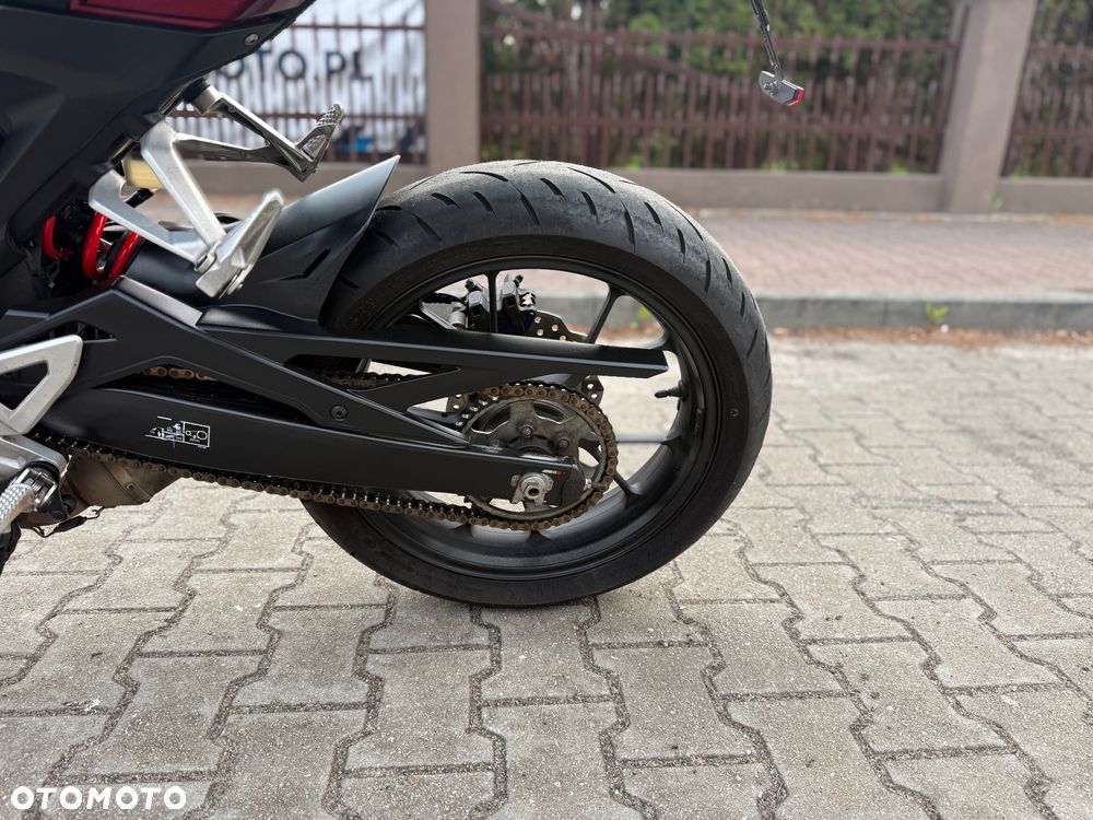 Honda CB - 17