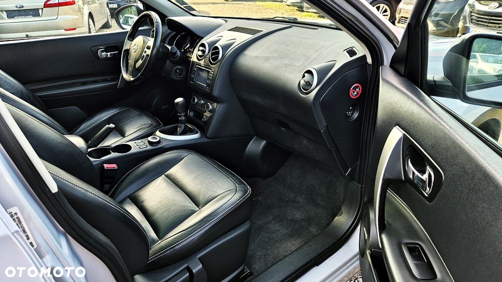 Nissan Qashqai+2 2.0 4x4 Tekna - 36