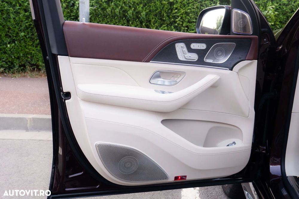 Mercedes-Benz GLS Maybach - 11