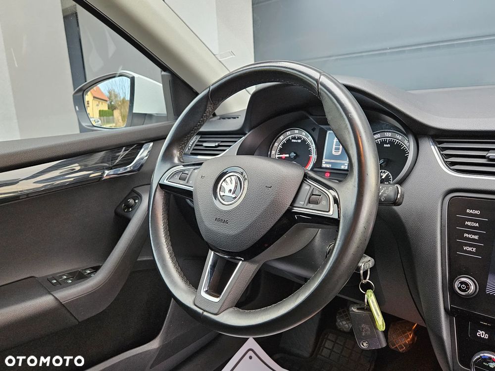 Skoda Octavia 1.6 TDI SCR Style - 16