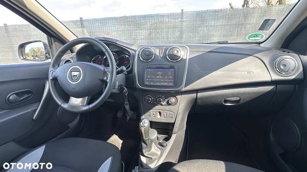 Dacia Sandero 1.5 dCi Laureate S&S EU6 - 11