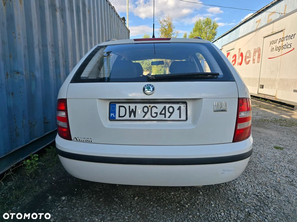 Skoda Fabia - 7