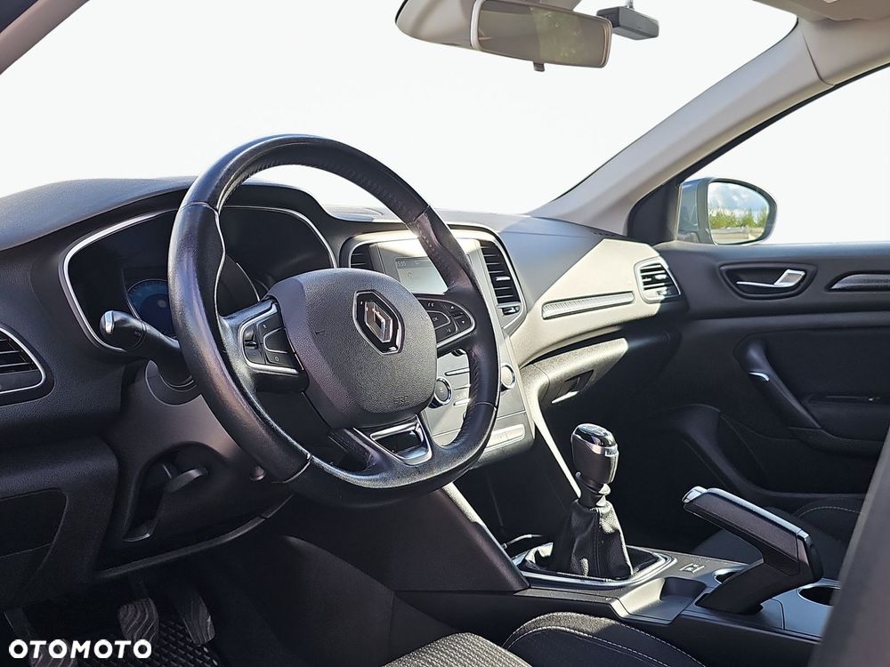 Renault Megane 1.5 dCi Intens - 9