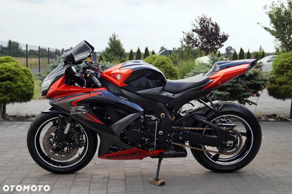 Suzuki GSX-R - 7