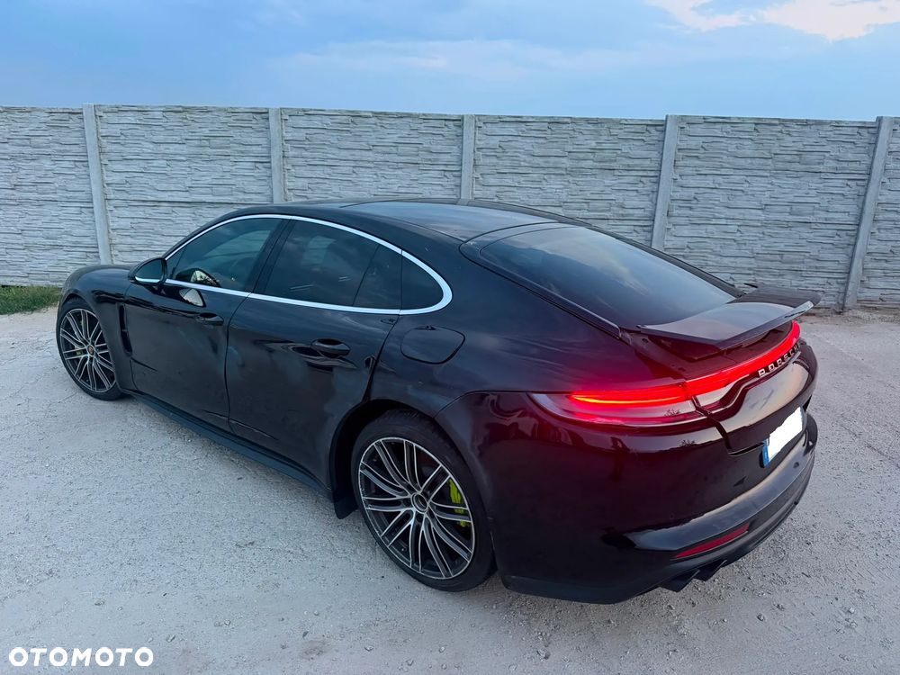 Porsche Panamera 4S E-Hybrid - 35