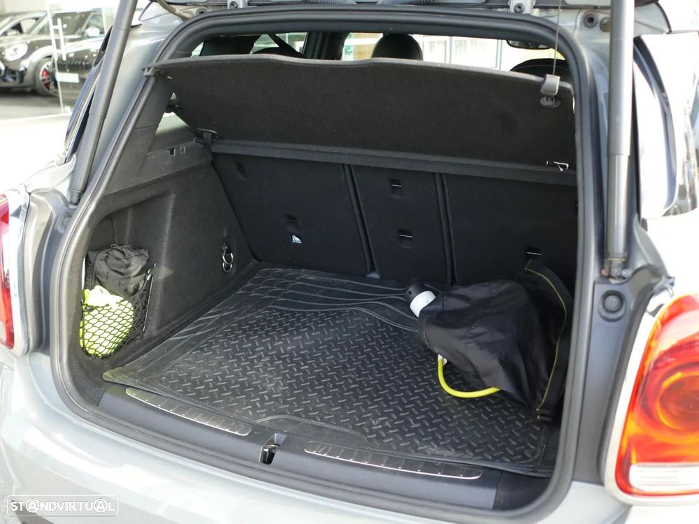 MINI Countryman Cooper SE ALL4 Auto - 15