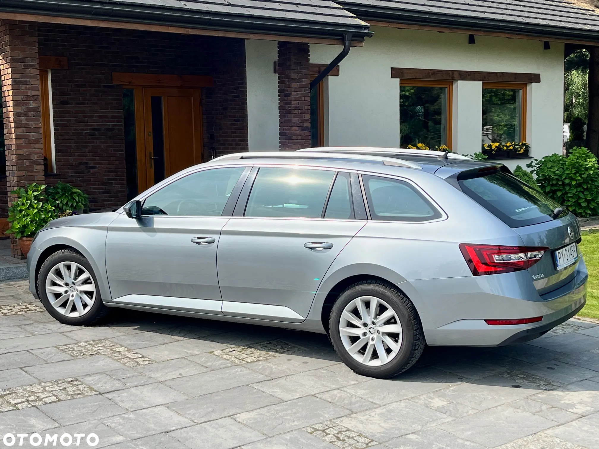 Skoda Superb 2.0 TDI Style DSG - 12
