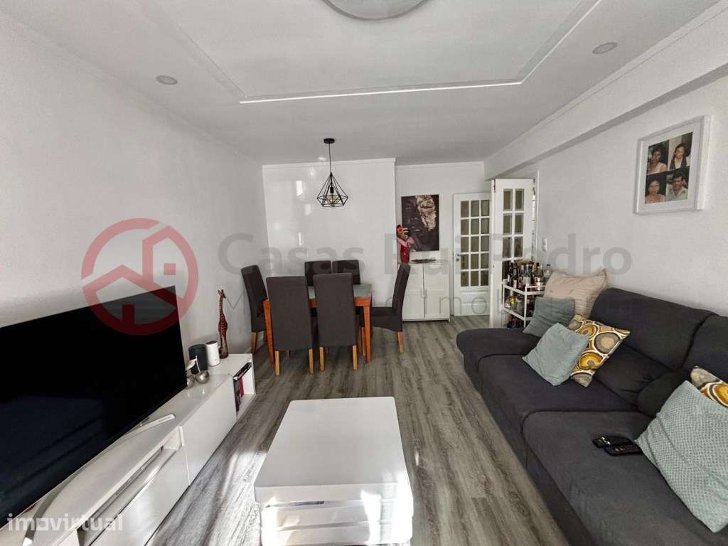Apartamento T2 com arrecadação em Santa Marta do Pinhal, Corroios - Grande imagem: 3/21