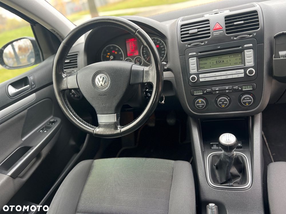 Volkswagen Golf V 1.6 Comfortline - 10