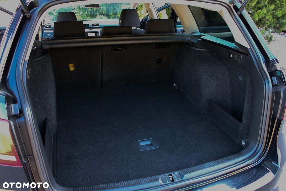 Volkswagen Passat 2.0 TDI Highline DSG - 38