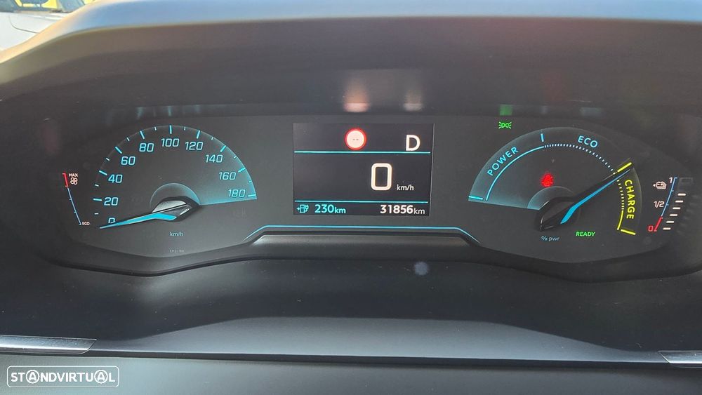 Peugeot e-208 Allure Pack - 18