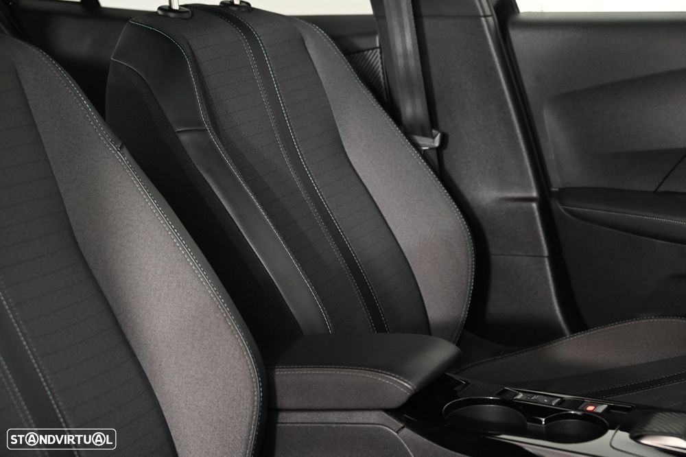 Peugeot 2008 1.2 PureTech Allure Pack EAT8 - 25