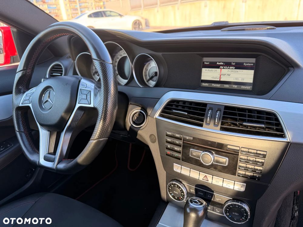 Mercedes-Benz Klasa C 200 (BlueEFFICIENCY) 7G-TRONIC - 19
