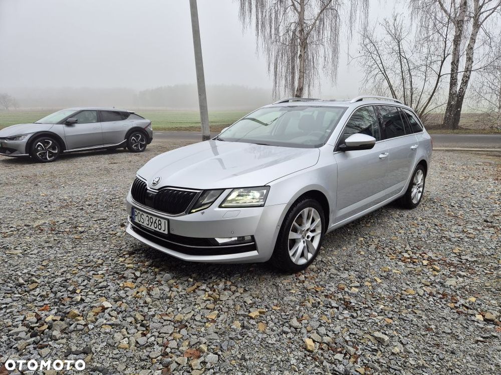 Skoda Octavia 1.6 TDI DSG Premium Edition - 1