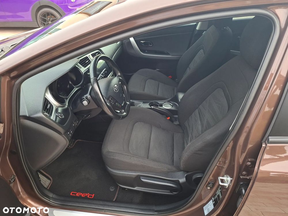 Kia Ceed 1.4 CVVT - 11