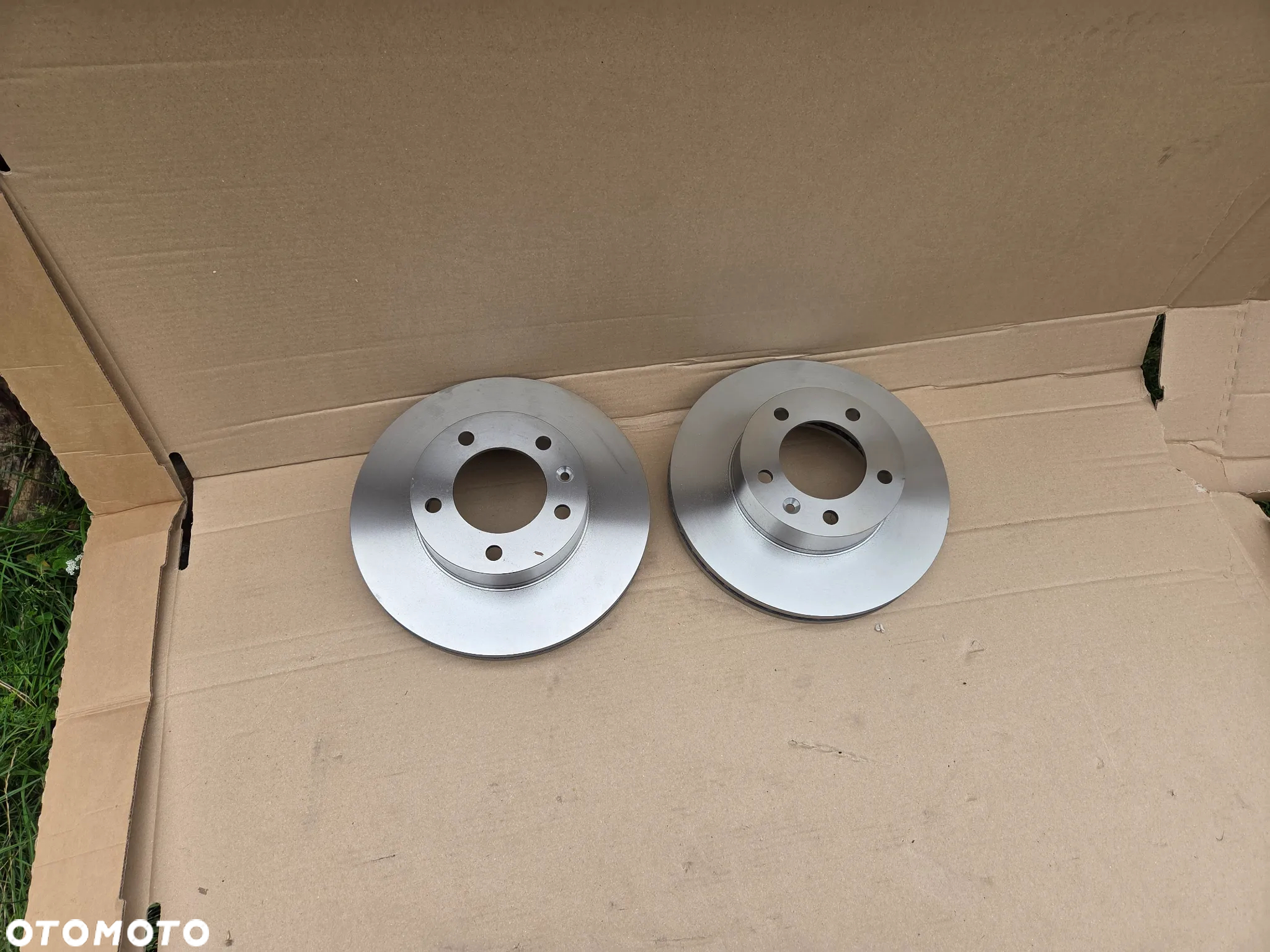 tarcza hamulcowa przód przednia wentylowana 16 " Opel Movano A Renault Master II Nissan Interstar I 9111038 7700314064 Tarcze hamulcowe przód przednie - 2