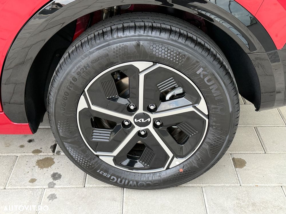Kia Niro 1.6 GDI HEV 2WD OPF Aut. Vision - 38