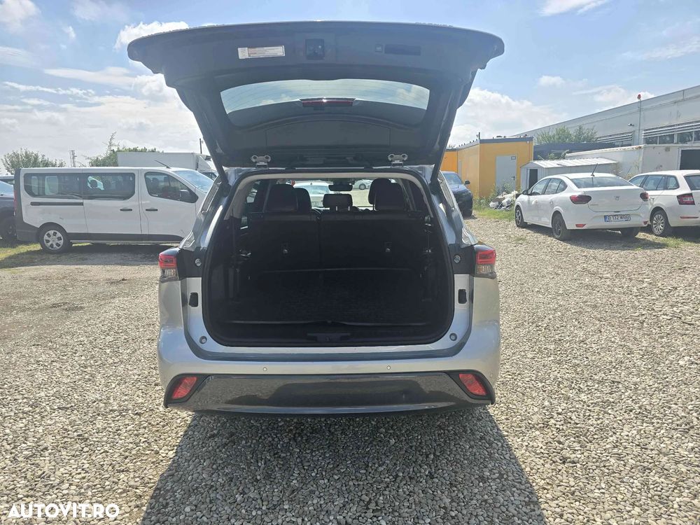 Toyota Highlander - 8