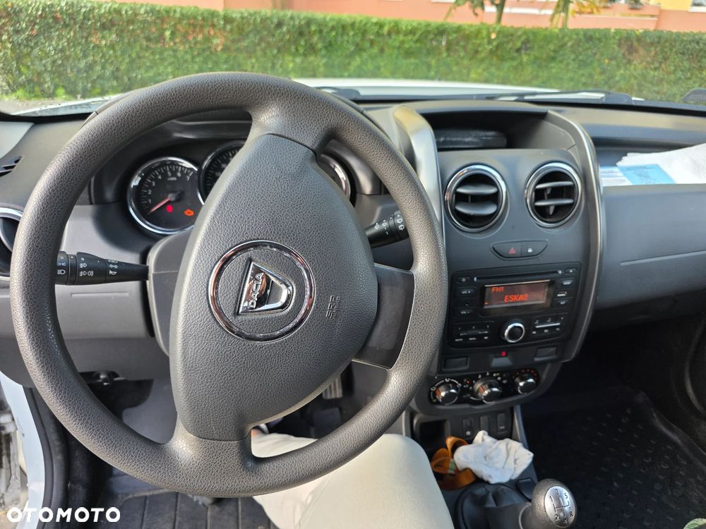 Dacia Duster 1.6 SCe S&S - 12