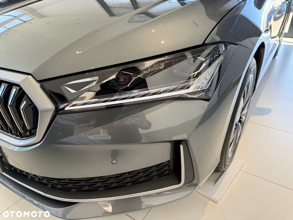 Skoda Superb 2.0 TDI SCR 4x4 Drive DSG - 30