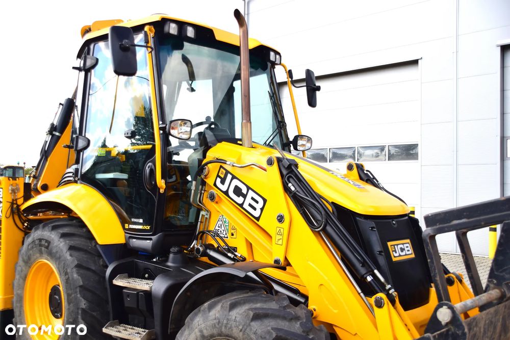 JCB 3CX Sitemaster PLUS TURBO 4x4 Contractor - 15