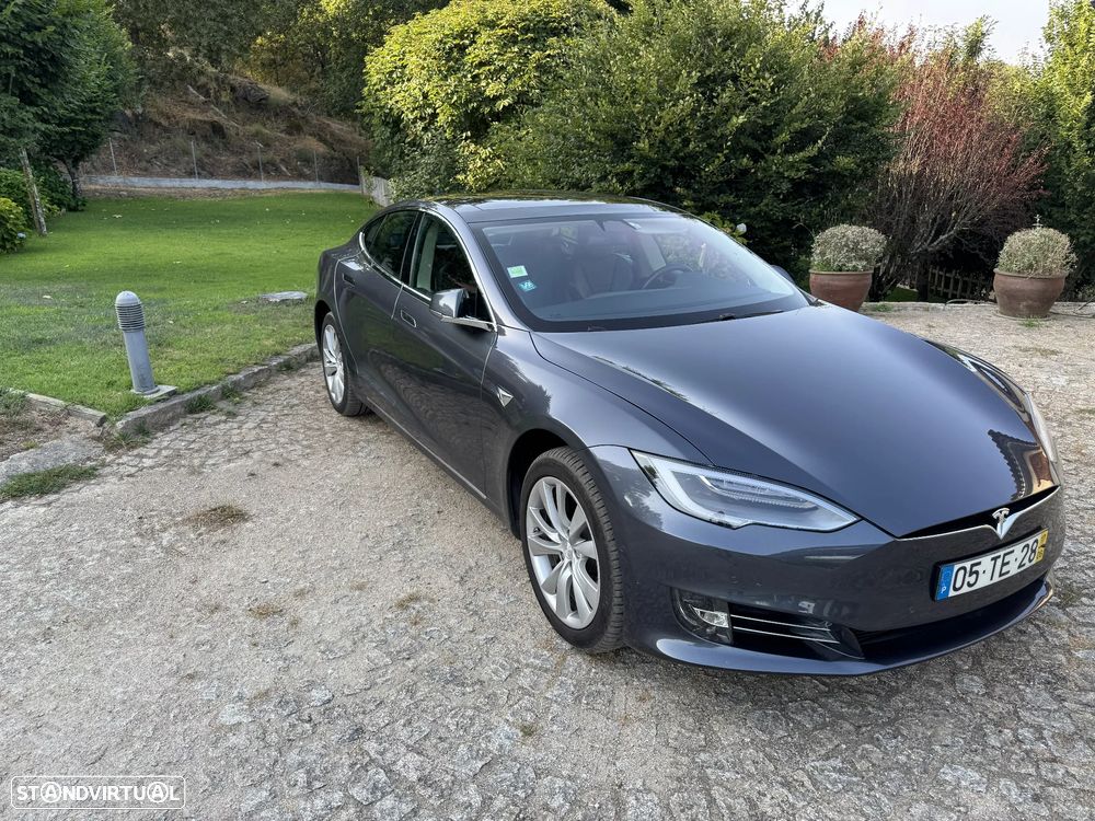 Tesla Model S 100D - 1