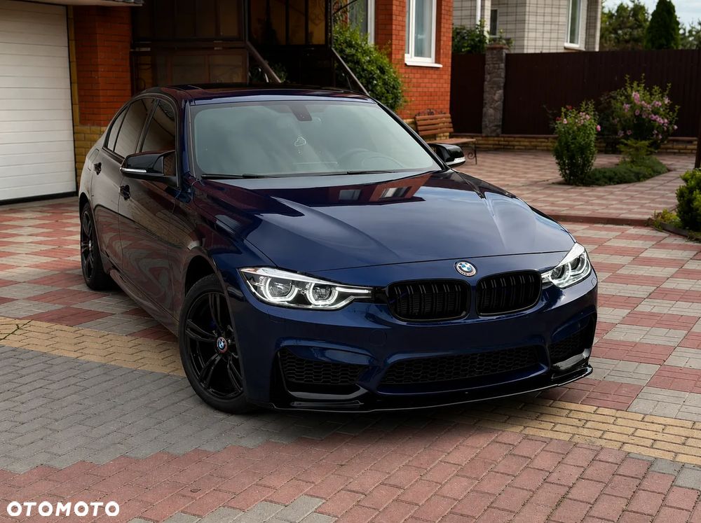 BMW Seria 3 330i M Sport - 2