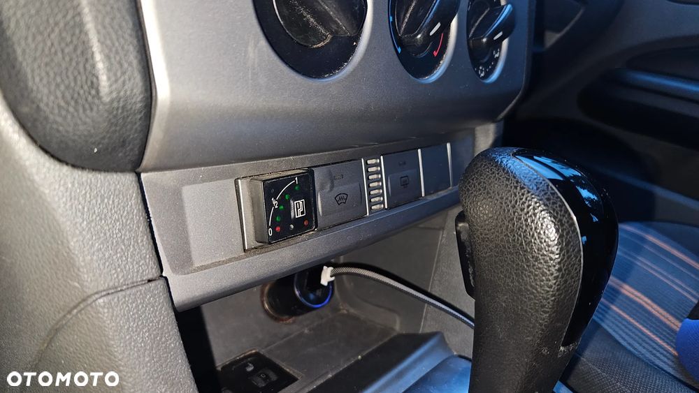 Ford Focus 1.6 Ghia - 11
