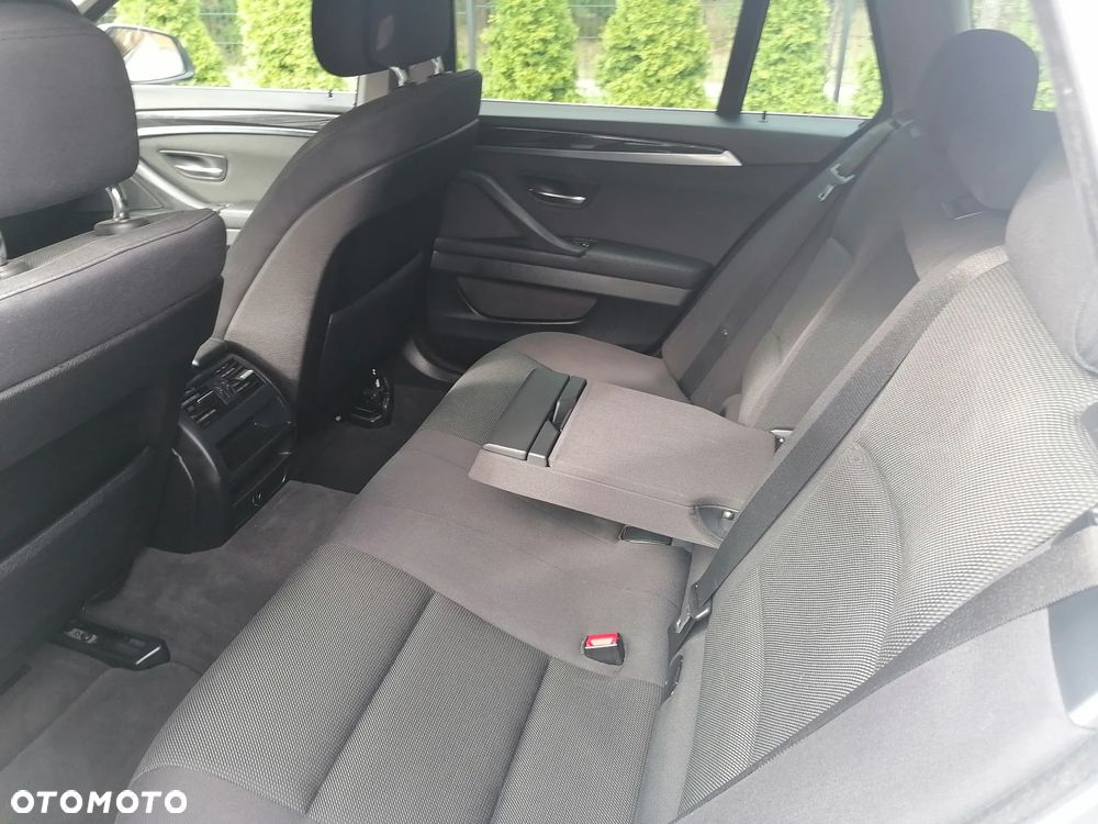 BMW Seria 5 520d - 19