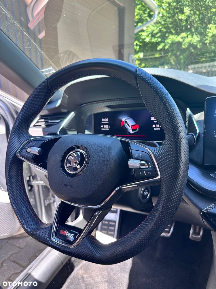 Skoda Octavia 1.4 TSI DSG RS Plus - 25