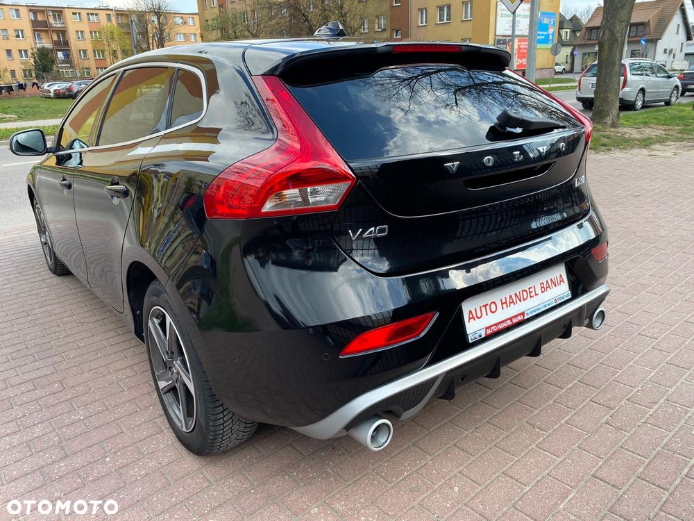Volvo V40 D3 Geartronic RDesign - 12