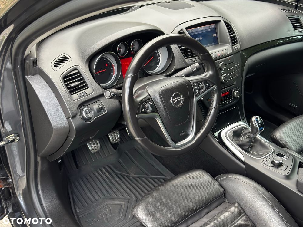 Opel Insignia - 8