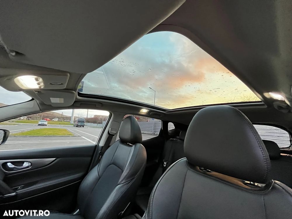 Nissan Qashqai 1.6 DCI Start/Stop Tekna - 15