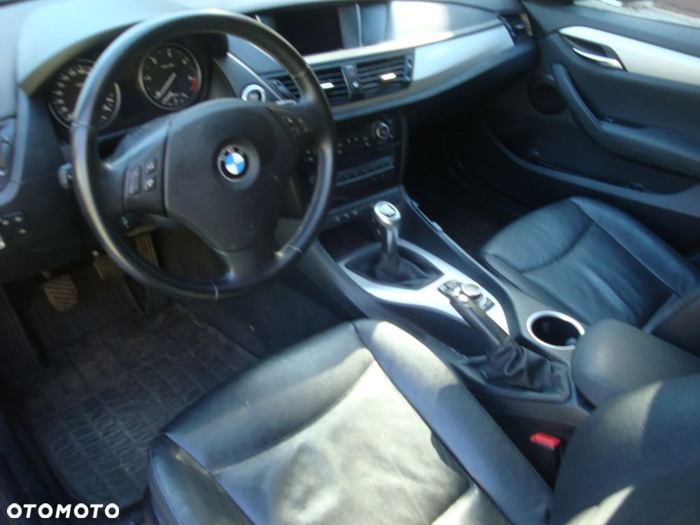 BMW X1 sDrive16d - 6