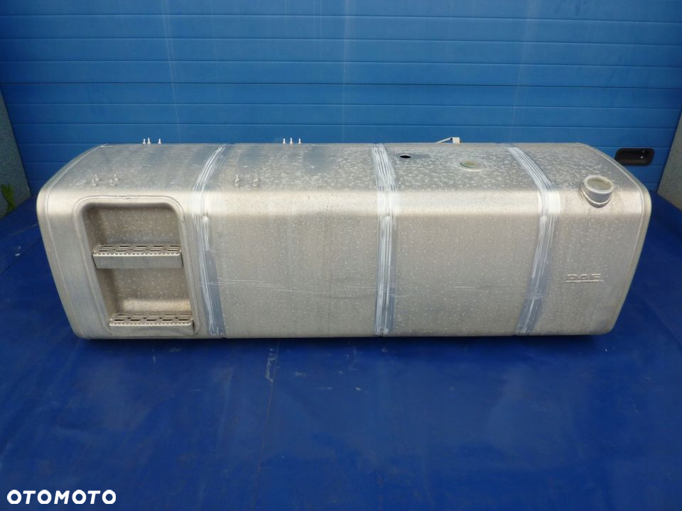 DAF XF 106 CF ZBIORNIK BAK PALIWA 950L - 2