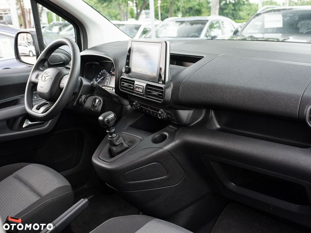 Toyota Proace City Verso Long 1.5 D-4D Business - 25
