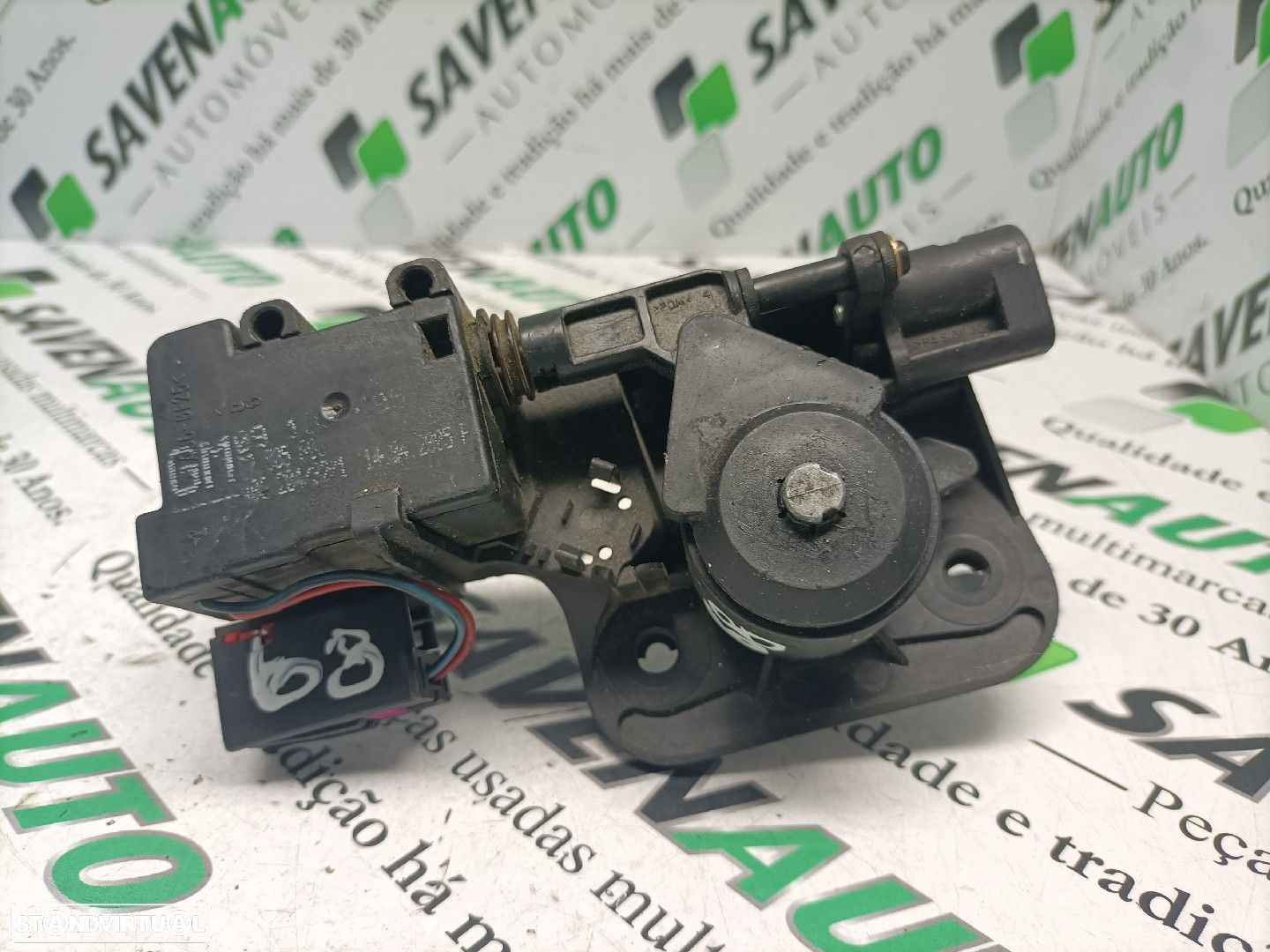 Interruptor / Switch / Botão Da Mala Opel Corsa C (X01) - 3