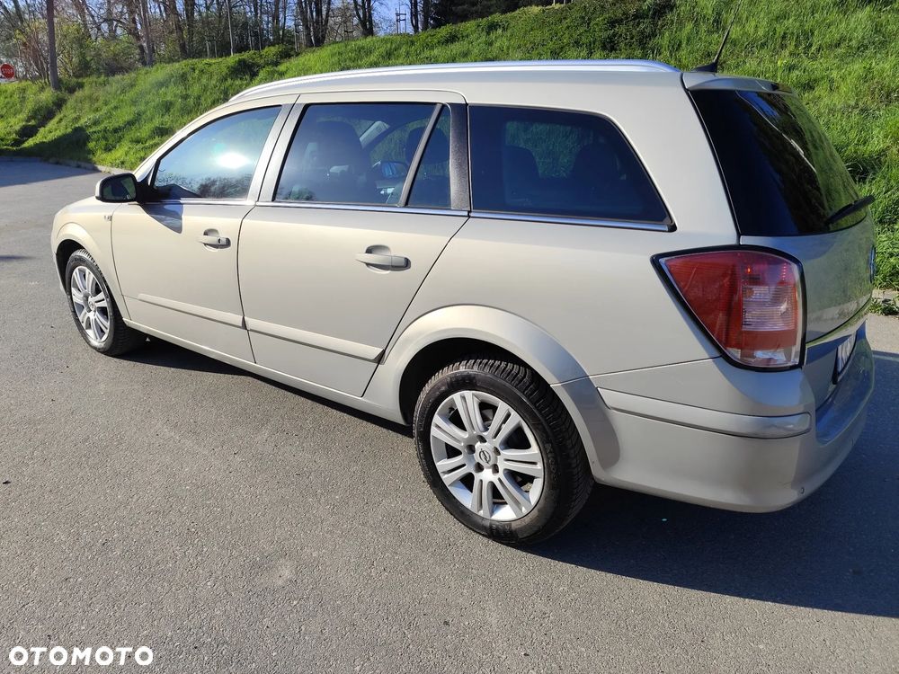 Opel Astra 1.7 CDTI DPF Cosmo - 7