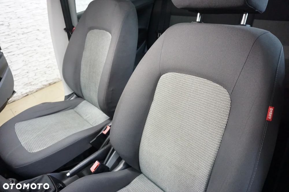 Seat Ibiza 1.4 16V Passion - 23