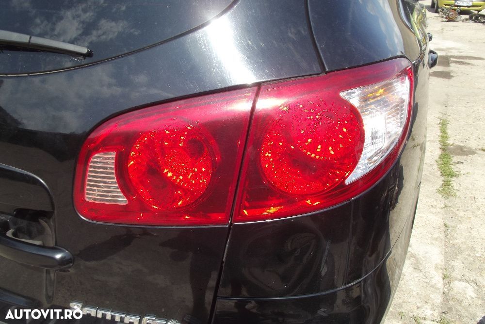 Stop Hyundai Santa 2 an 2006-2012 stopuri triple spate dezmembrez 2.2 - 1