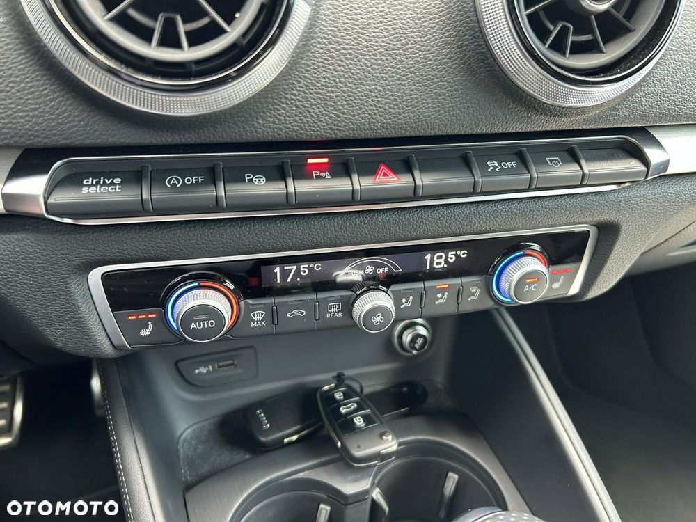 Audi A3 Sportback 35 TFSI S tronic S line - 27