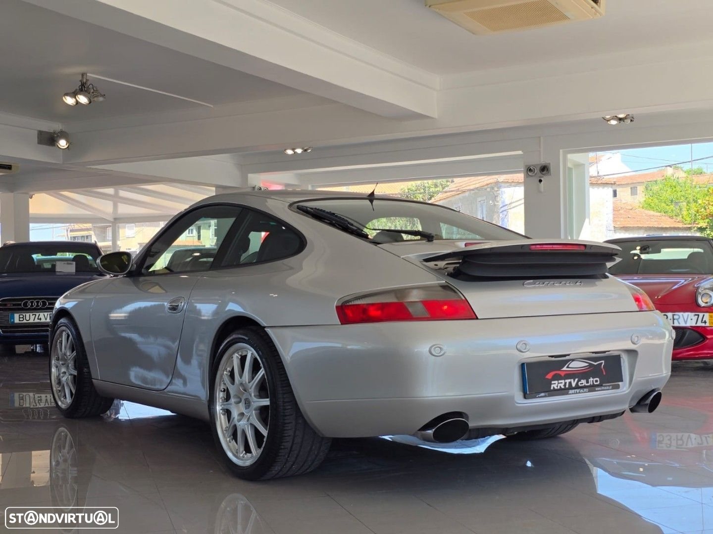 Porsche 911 (996) Carrera 4 Coupé - 10