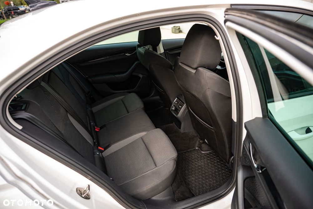 Skoda Octavia 2.0 TDI Style - 11